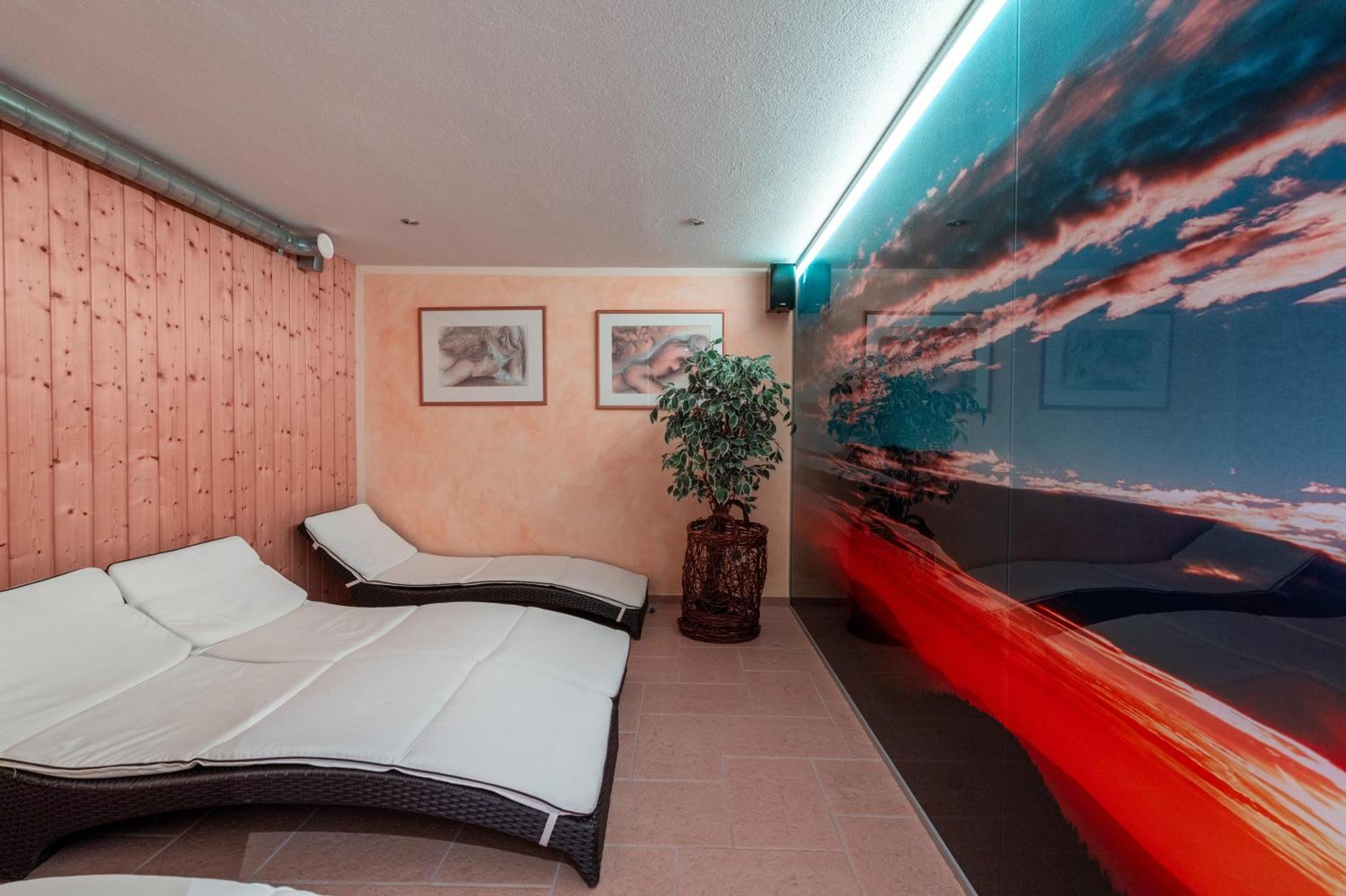 Hotel Garni Madrisa Brand  Exterior photo